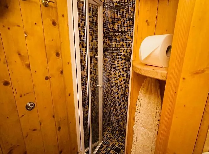 La Veranda Nella Neve - * קמיליאטלו סילאנו